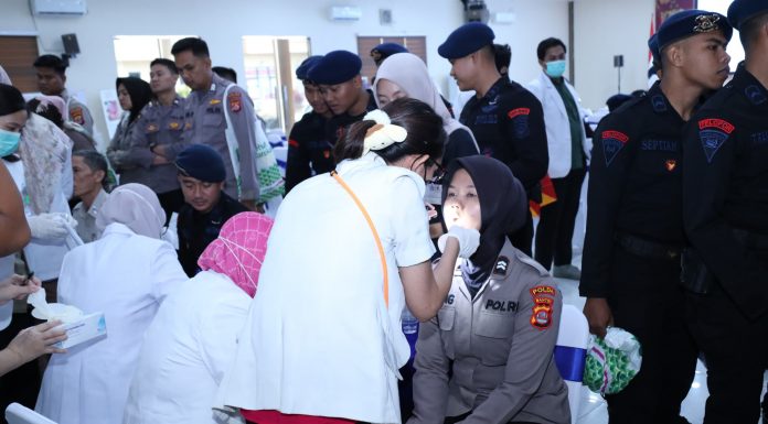 Polda Banten Gelar Bakti Sosial Kesehatan Mulut Bersama ISPMI