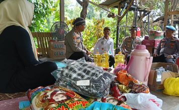 Polres Serang Berikan Bantuan ke Warga Terdampak Rumah Kebakaran