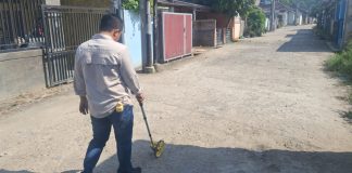 Warga Komplek Karisma Kecewa, Perbaikan Jalan Tak Kunjung Direalisasikan