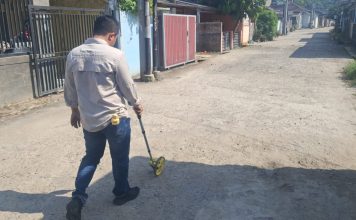 Warga Komplek Karisma Kecewa, Perbaikan Jalan Tak Kunjung Direalisasikan