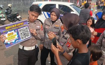 Tingkatkan Kesadaran Berlalu Lintas, Satlantas Polresta Serang Kota Gelar Kuis Keselamatan di CFD